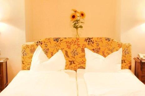 Wittelsbacher Zollhaus Hotel Vilshofen an der Donau Room photo